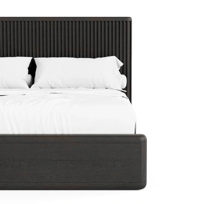 Letto moderno in legno massello nero con pannelli scanalati